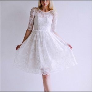 Leanne Marshall Ellie lace dress size 4 NWT